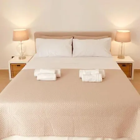 Casa Re Manfredi 12 Tatil Evi *