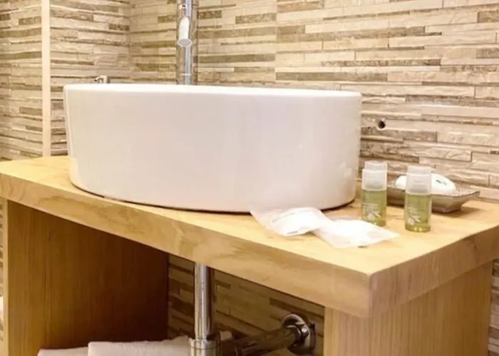 Casa Re Manfredi 12 * Бари