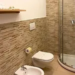 Casa Re Manfredi 12 * Бари