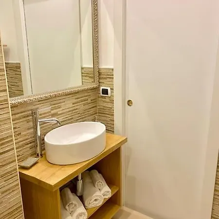 Casa Re Manfredi 12 Барі