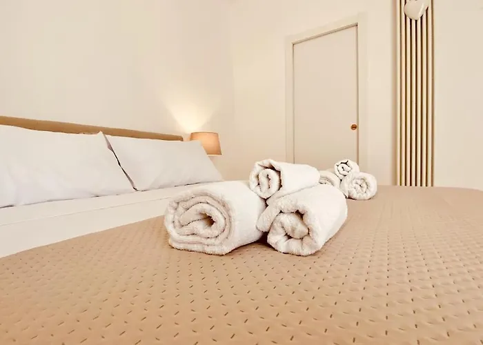 Casa Re Manfredi 12 * Bari